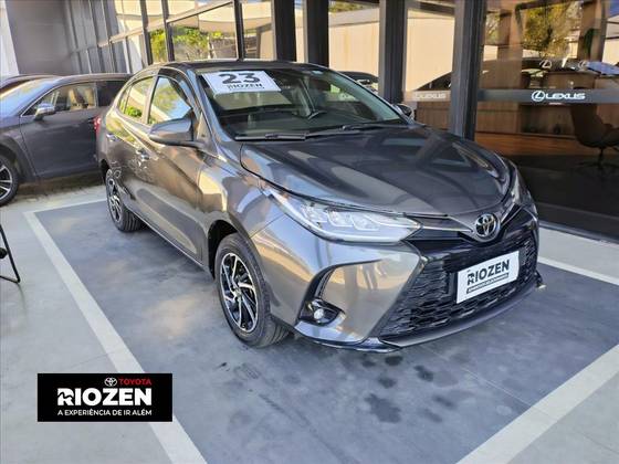TOYOTA YARIS 1.5 16V FLEX SEDAN XLS CONNECT MULTIDRIVE TOYOTA YARIS 1.5 16V FLEX SEDAN XLS CONNECT MULTIDRIVE